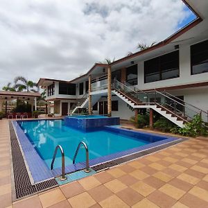 Alsafina Kijal Beach Resort & Restaurant